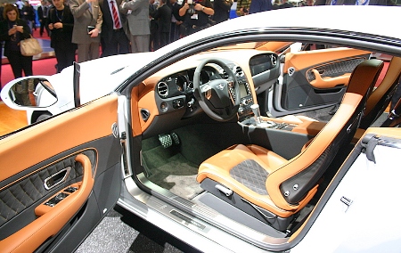 854025913-bentley-continental-supersports.jpg