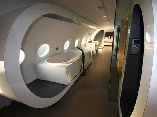 500x_planehotel6.jpg