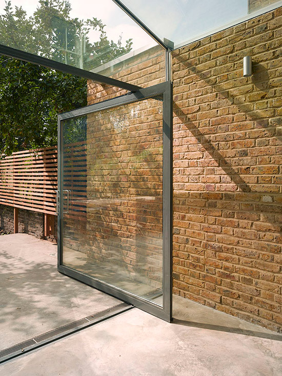 Mapledene-3-pivot-door.jpg