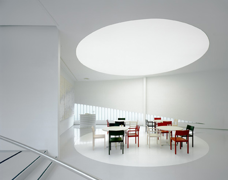 dzn_Helsinki-Seafarers-Centre-by-ARK-house-Architects-10.jpg