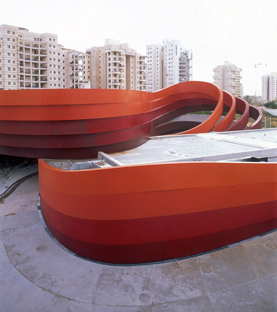 Holon-isreal-Design-Museum-ron-arad-yatzer_6.jpg