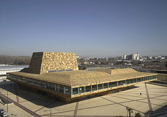 meca01.jpg