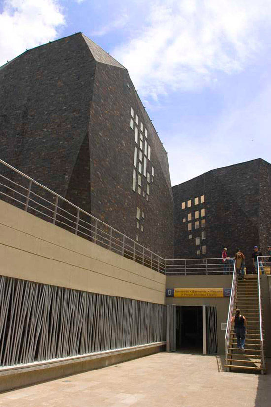 library_espana_m260210_8.jpg