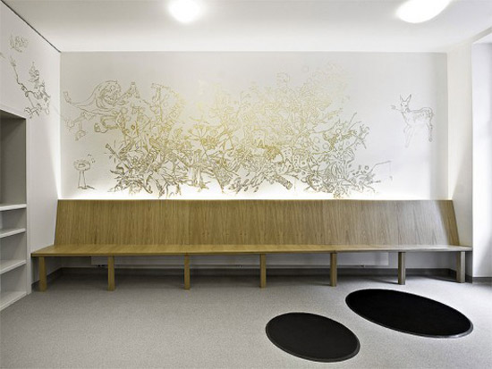 1268685456-a1-dvision-a-waiting-room-04-528x396.jpg