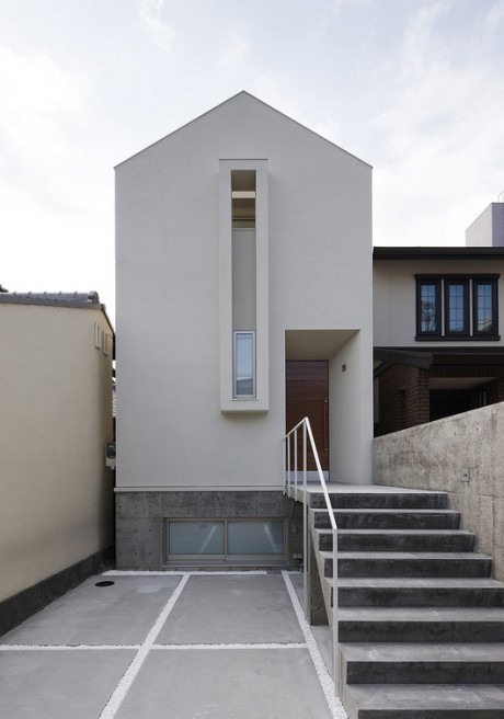 St-House-in-Kyoto-1-460x656.jpg