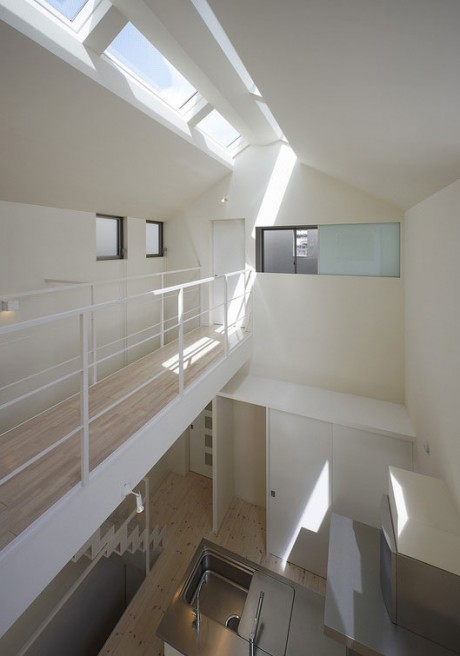 St-House-in-Kyoto-10-460x656.jpg