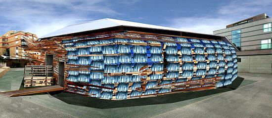 the-jellyfish-theater-uk.jpg
