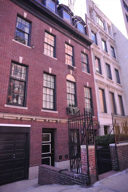 madonna_house_2.jpg