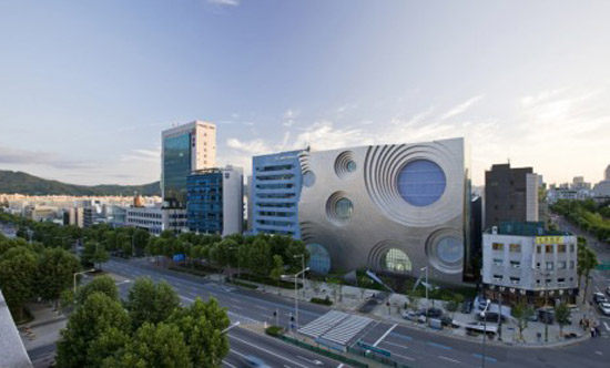 kring_pic_02.jpg