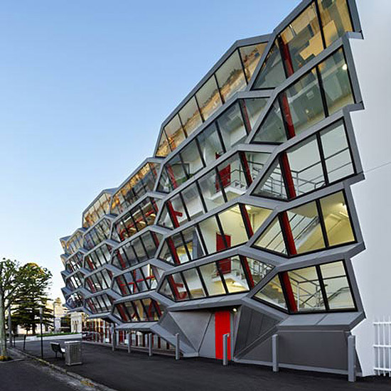 dzn_South-West-TAFE-by-Lyons-1.jpg