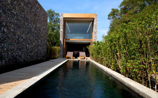 x2_kuiburi_suitepool_2.jpg