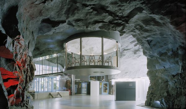 Bahnhof_Office_01.jpg