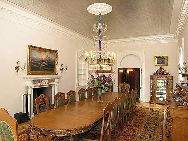 824444dining_room_2.jpg