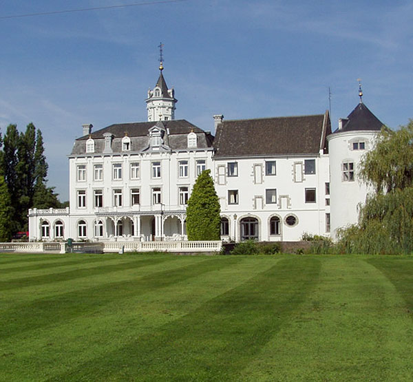 teachhotel4.jpg