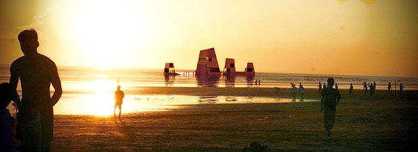 1294362359-bal-sunset-20100609-1000x364.jpg