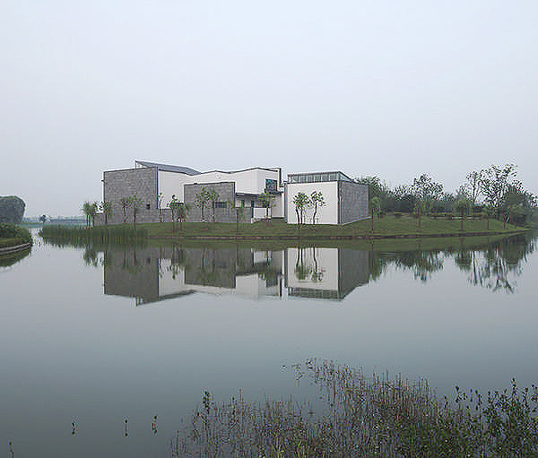 02-Side%20Elevation%20of%20B2%20Type.jpg