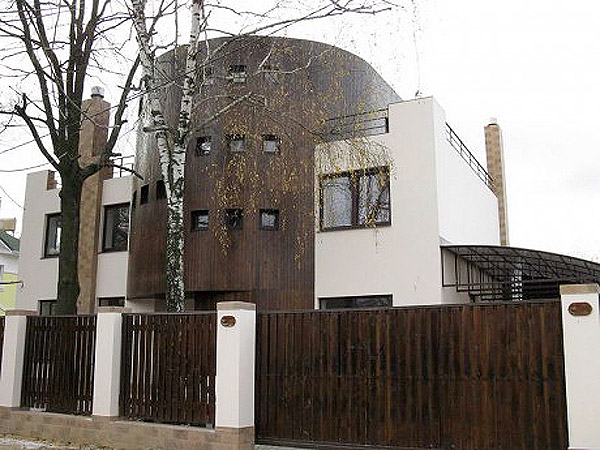 House-Anti-Crisis-Option-21-460x345.jpg