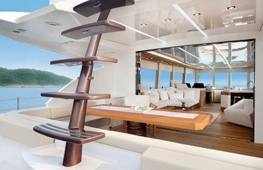 NISI-Yacht-2400-interiror.jpg