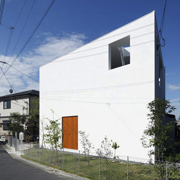 dzn_Inside-Out-by-Takeshi-Hosaka-Architects-1.jpg