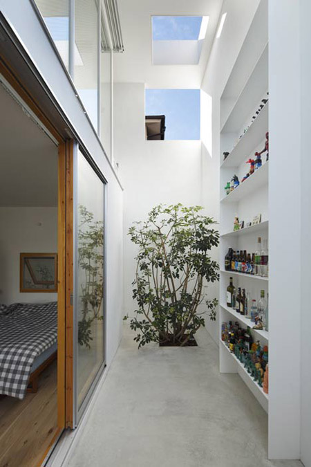 dzn_Inside-Out-by-Takeshi-Hosaka-Architects-19.jpg