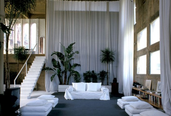 ShockBlast_Ricardo-Bofill-cement-factory-81-550x373.jpg