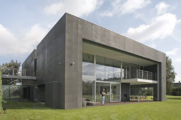 Safe-House-14-460x306.jpg