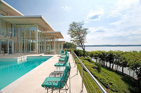 89801-all-glass-waterfront-home-located-in-pasadena-maryland.jpg