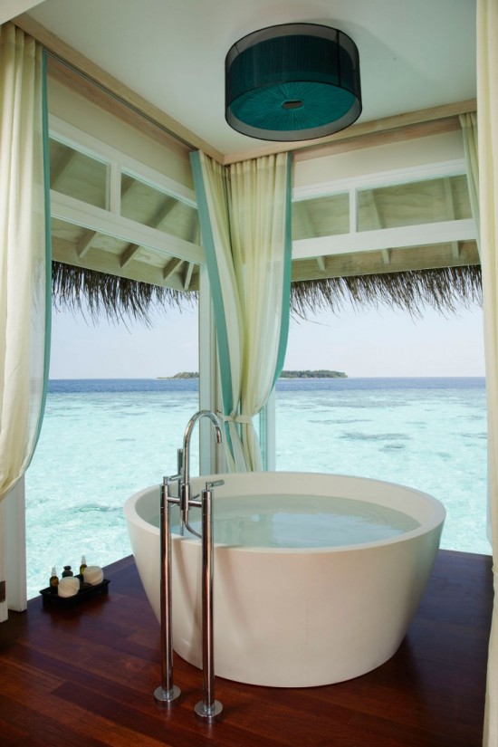 Anantara-Kihavah-Villas-56-733x1100-550x825.jpg