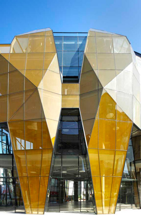 yellow_diamond_j170511_2.jpg