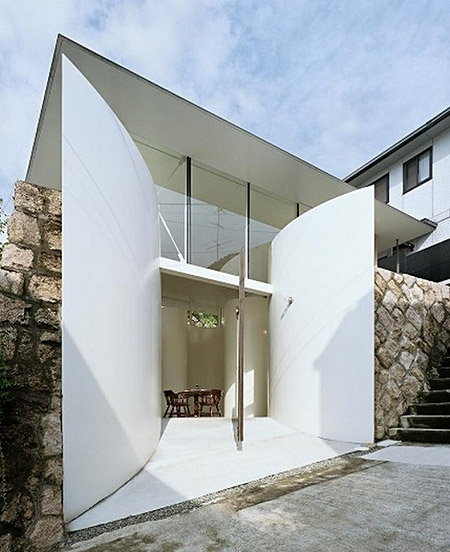 Clover_House_02.jpg