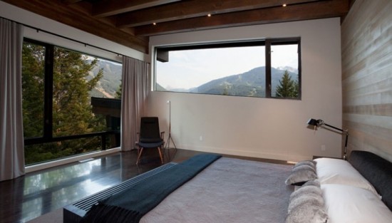 Compass-Pointe-Whistler-22-1-750x428-550x313.jpg