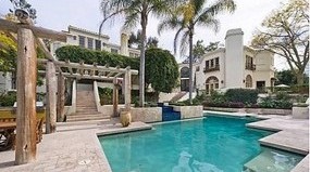 100548-maria-shriver-and-arnold-schwarzenegger-s-former-home1(1).jpg