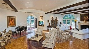 100548-maria-shriver-and-arnold-schwarzenegger-s-former-home2(1).jpg