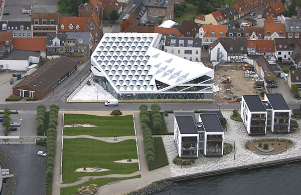 1296659333-aerial-view-1-528x342.jpg