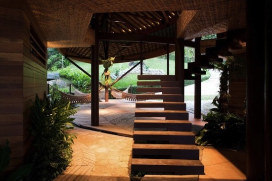 LeafHouse6-550x366.jpg