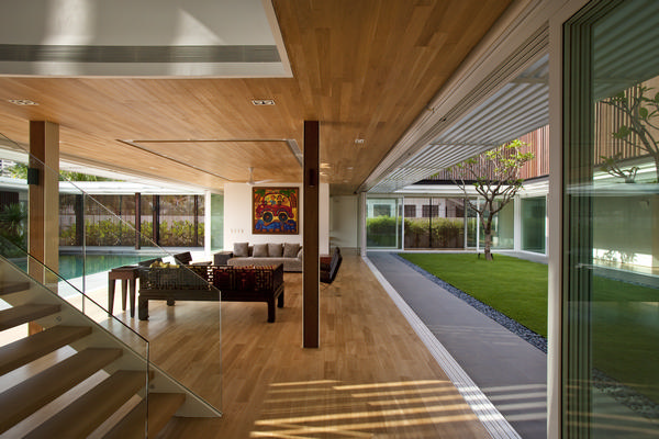 Enclosed%20Open%20House%2011.jpg