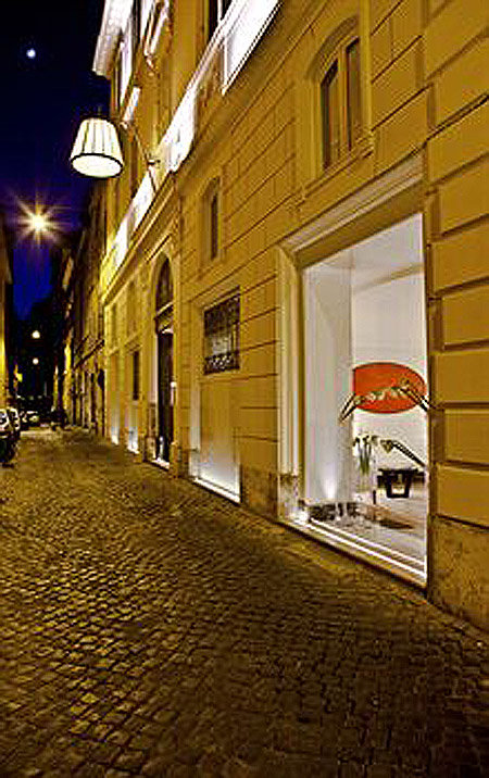 4418417_20_b.jpg