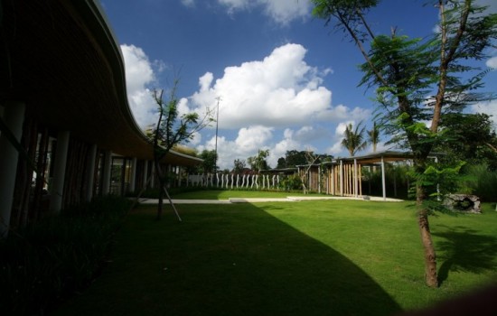 Kayu-Aga-House-01-750x478-550x350.jpg