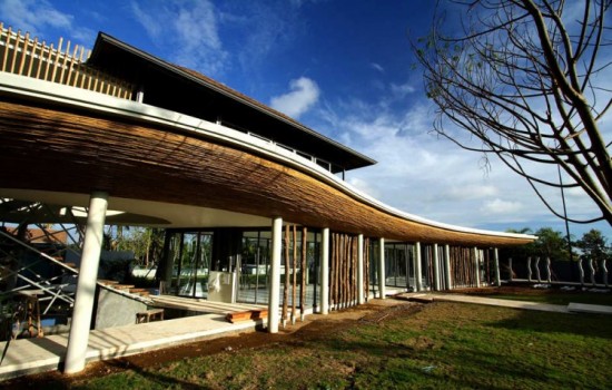 Kayu-Aga-House-08-1-750x478-550x350.jpg