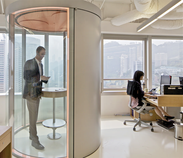 PhilippeRuault_McKinsey_Phone_booth.jpg