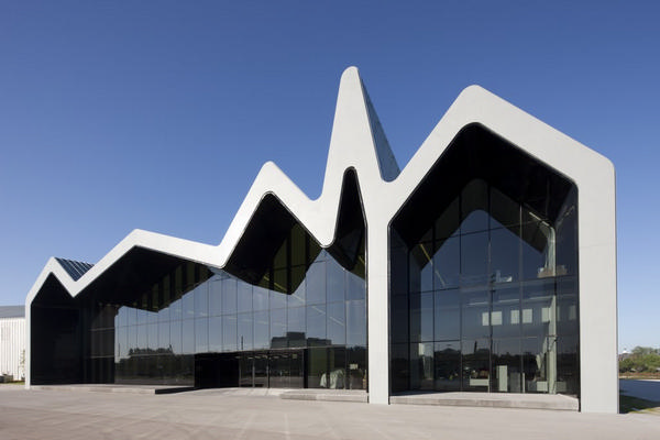 ZHA_Riverside%20Museum_Alan%20McAteer_10.jpg