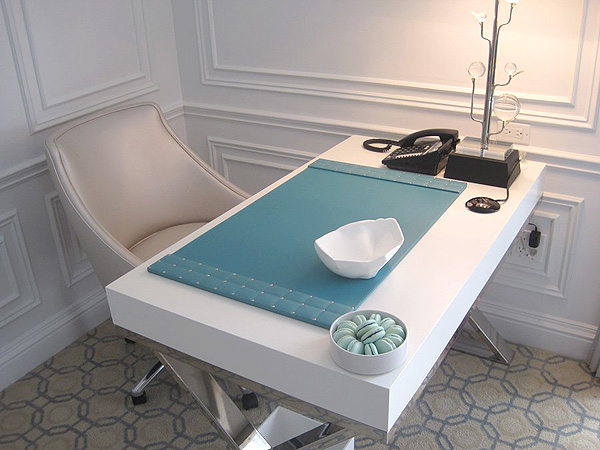 theres-a-desk-for-all-your-work-needs.jpg