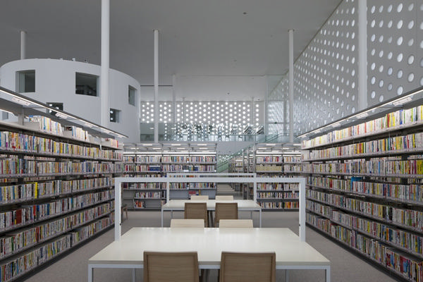 UmimiraiLibrary_04.jpg