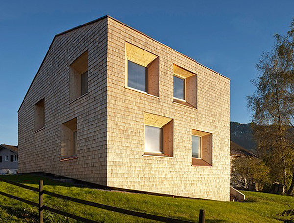 architecture-design-muuuz-web-magazine-blog-haus-housesimma-maison-georg-bechter-autriche-egg-1.jpg