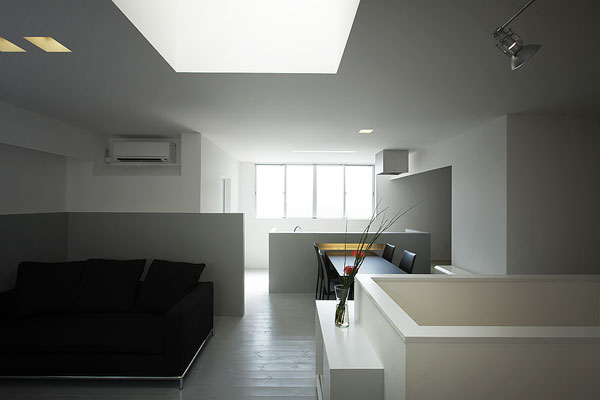 Ordinary-House-3.jpg