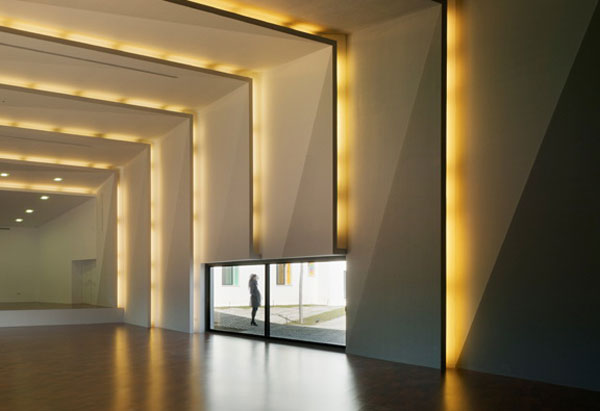 Music-Hall-and-House6.jpg