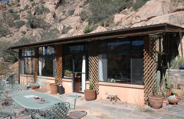 Cave Housey_3970.jpg