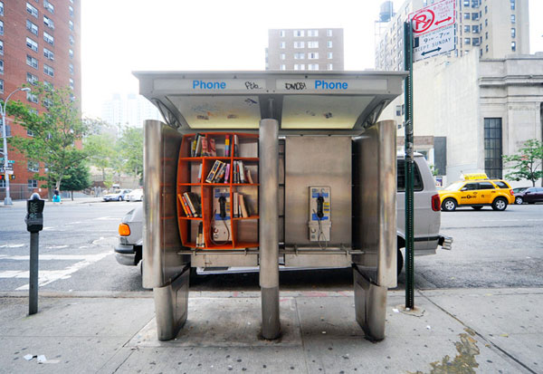 phoneboothlibrary01.jpg