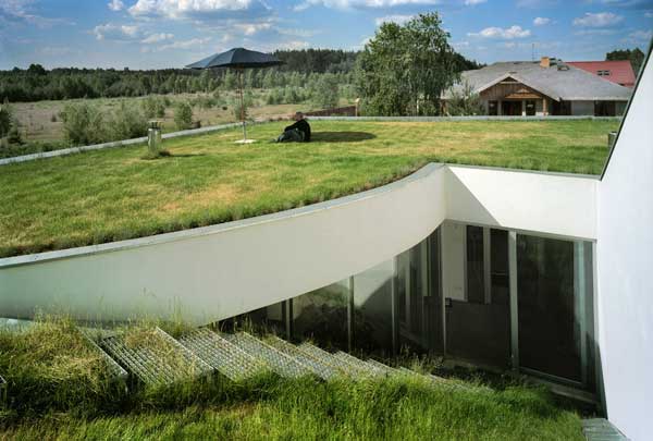 OUTrialHouse_01.jpg