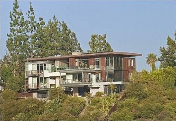ashton_home.jpg